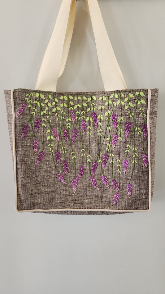 Ikali - Wisteria - Hand-embroidered Kumstu bo Bag