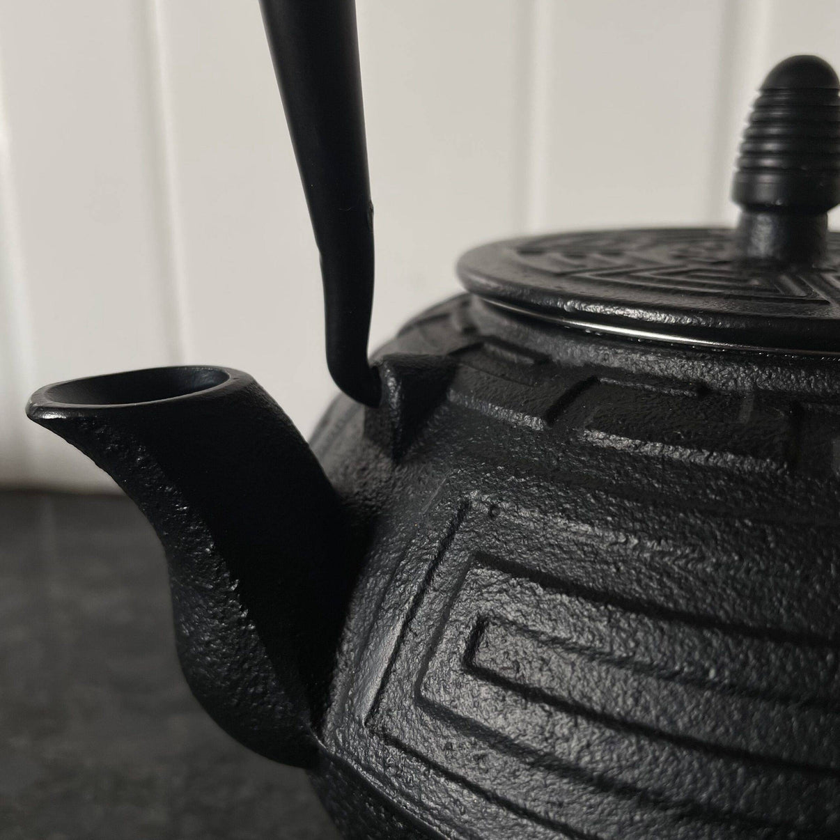 CastIron Hobnail TeaPot Traditional Japanese Tetsubin (TetsuKyusu