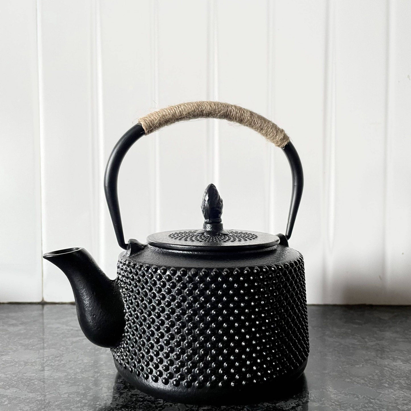 Cast-Iron Hobnail TeaPot - Traditional Japanese Tetsubin (Tetsu-Kyusu Black Arare patterned TeaPot 580ml