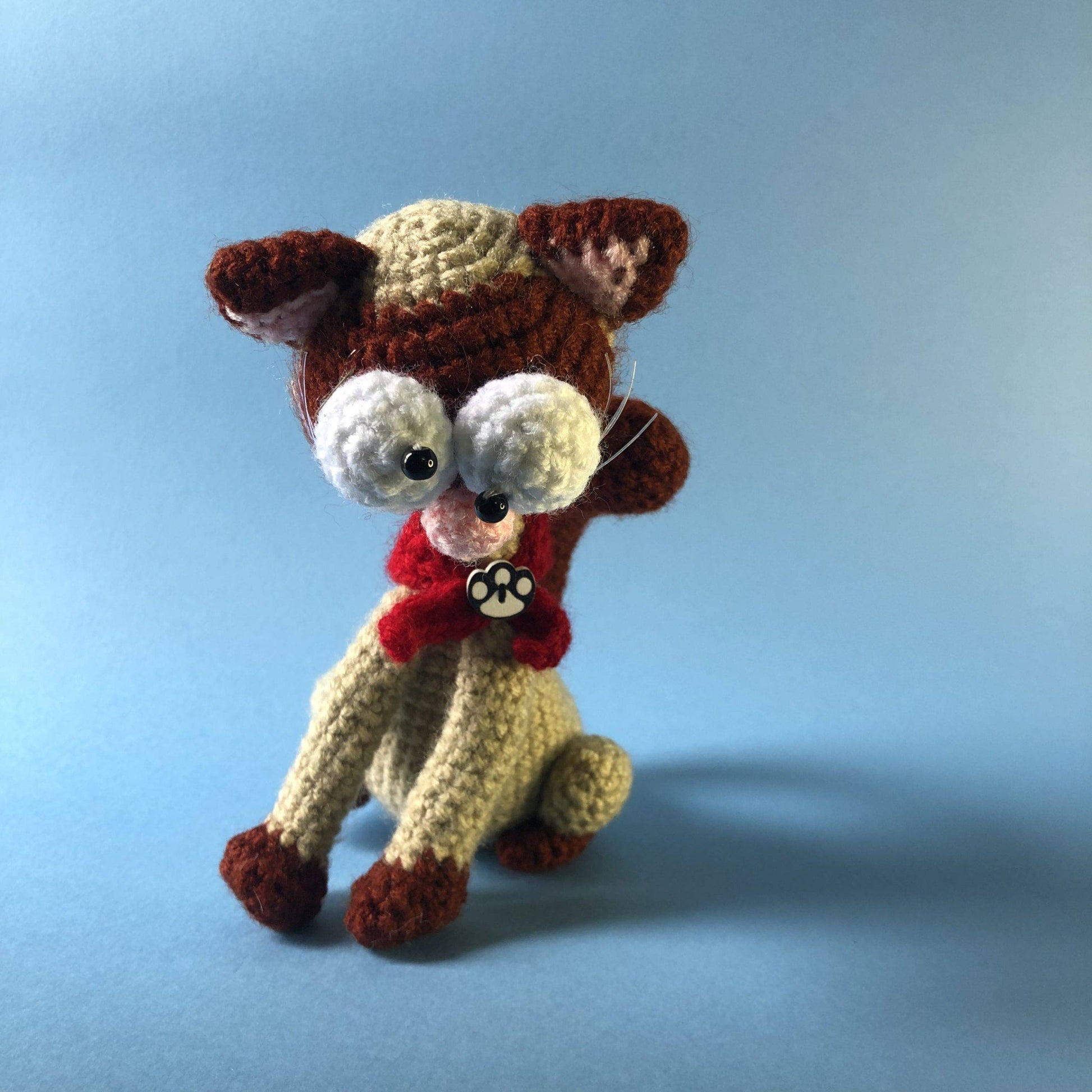 Thoughtful Miu Cat Crochet Toy - Magical Beings