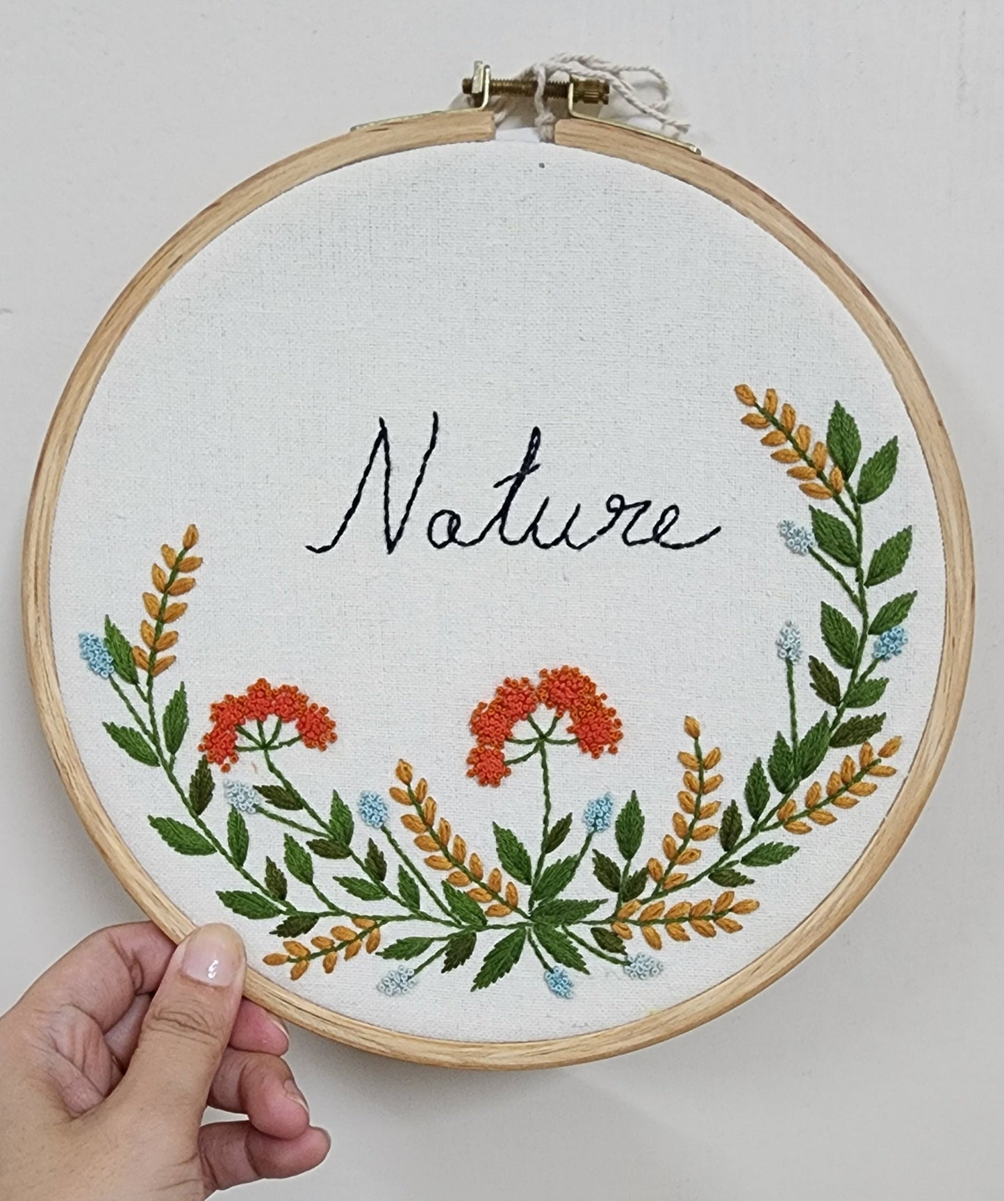 Ikali - Nature - Hand-embroidered Wall-hanging Hoop