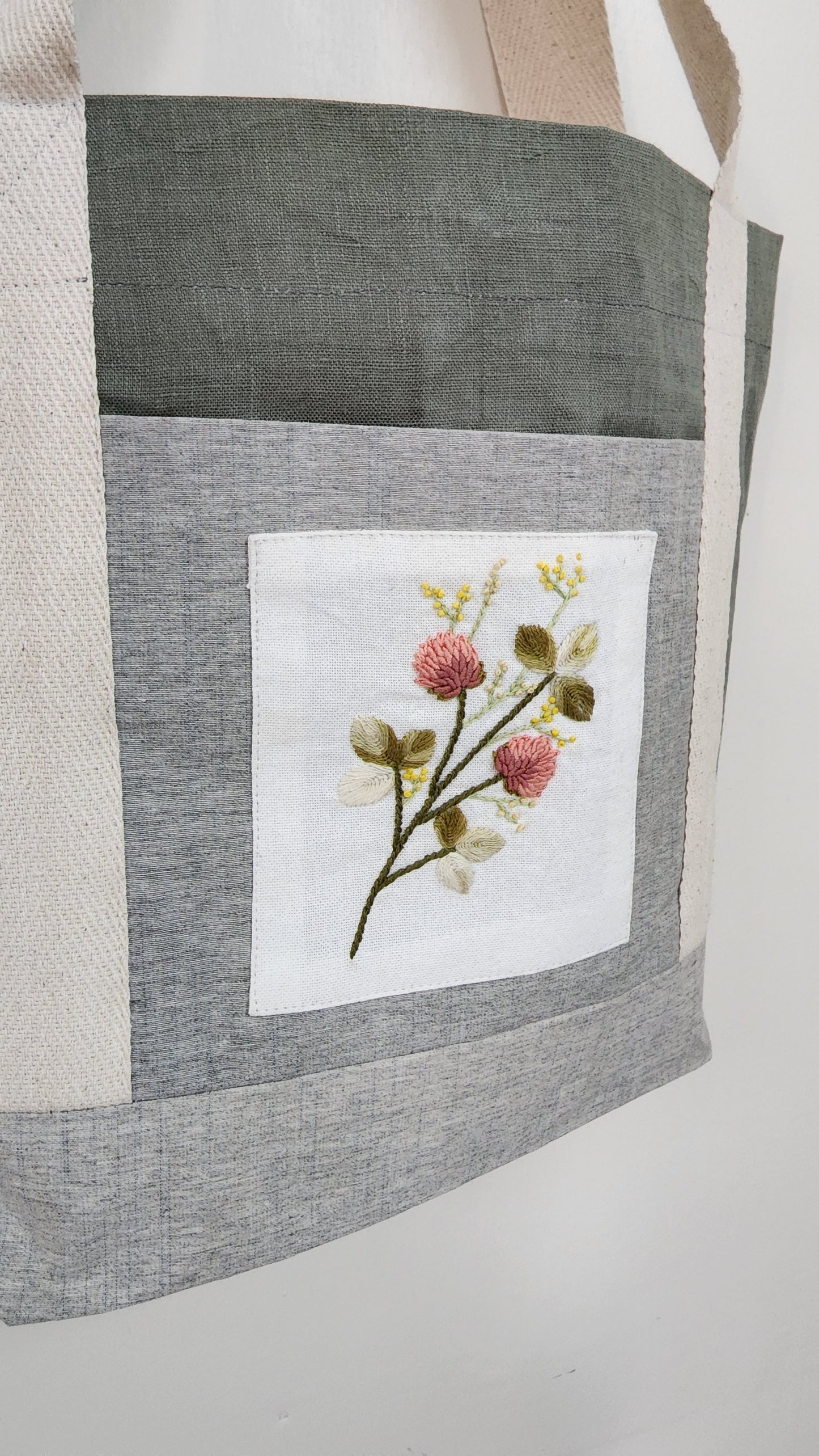 Ikali - Peach Clover -  Hand-embroidered Tote