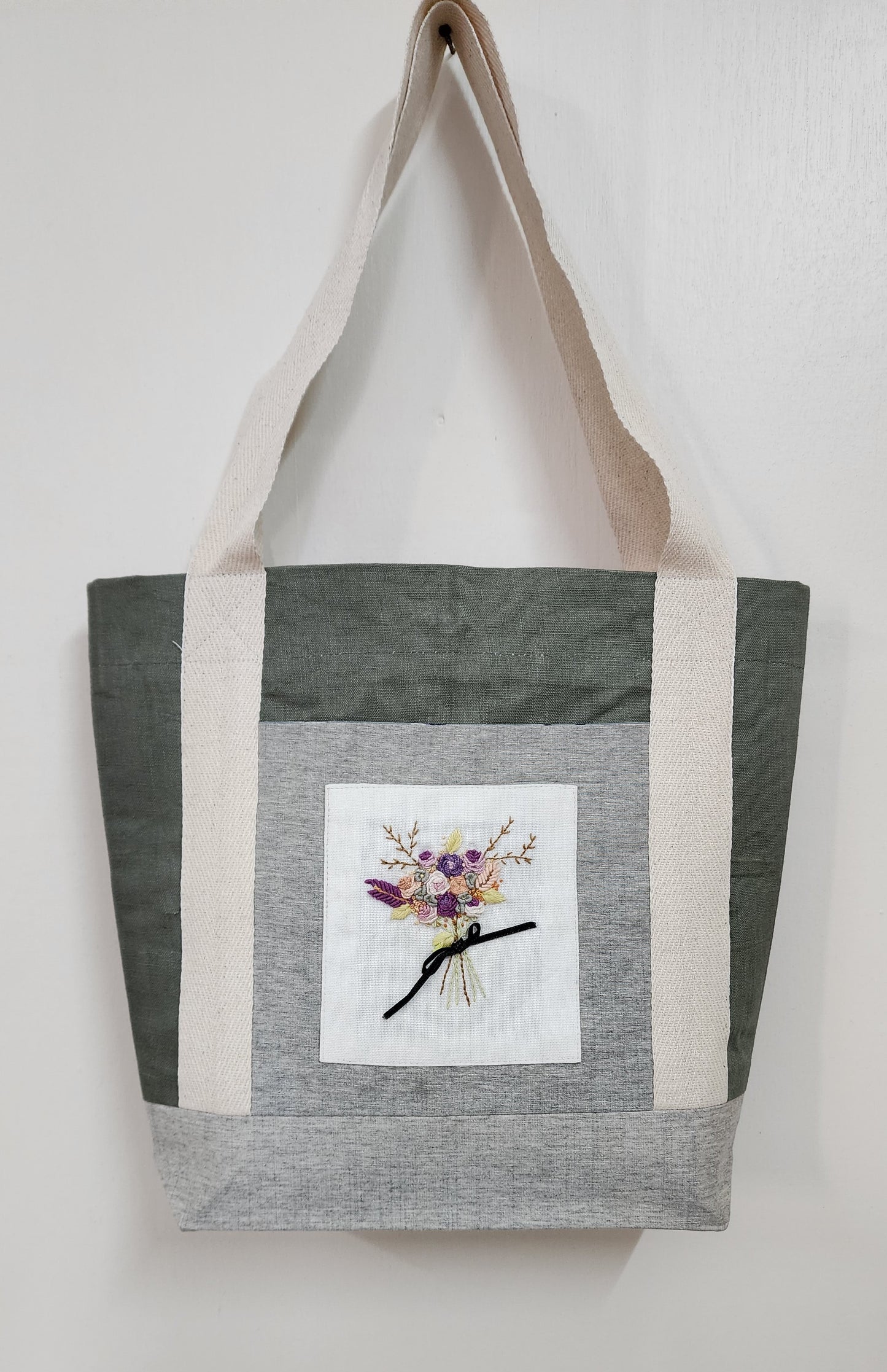 Ikali - Rose Bouquet -  Hand-embroidered Tote