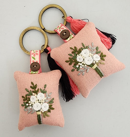 Ikali - White Flower Bouquet - Hand-embroidered Keychain